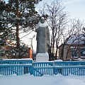 Памятник неизвестному солдату  в центре села 