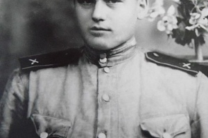 В военные годы