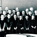 Первые ученики новой школы. 1962-1963 гг. Фото из архива семьи Зайцевых
