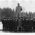Новосибирская делегация в Звездном городке. 1972 г. Крайний слева в последнем ряду - Николай Григорьевич Соруков.